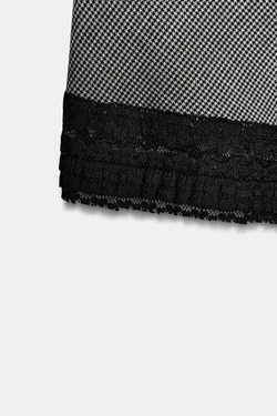 ZARA ТОП С УЗОРОМ «ГУСИНАЯ ЛАПКА», АСИММЕТРИЧНЫЙ НИЗ И КРУЖЕВО, ЧЕРНЫЙ/ЭКРЮ