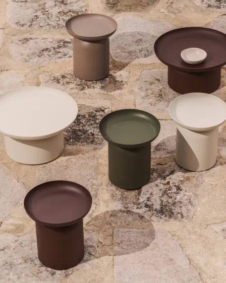 Уличный столик Arcola из темно-коричневого алюминия, диаметр 45 см