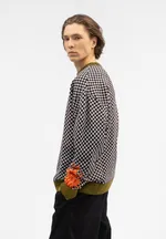 Свитер Behind the Scenes Сердце серый