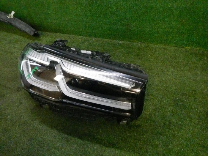 Фара правая BMW 5er G30 (2020-2023) LED