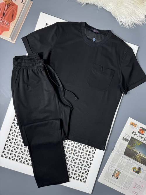 Летний костюм Louis Vuitton