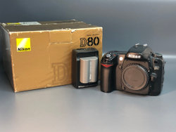 Nikon D80, 25000 кадров пробега