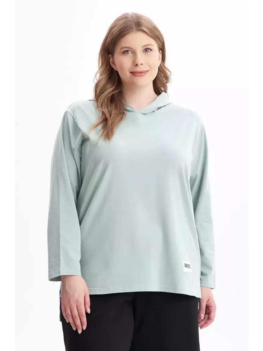 Лонгслив с капюшоном