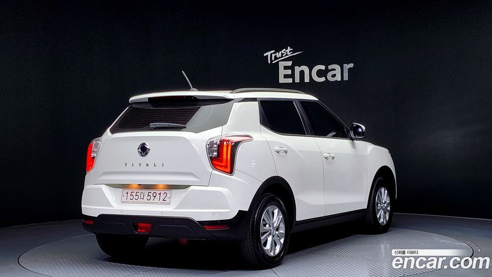 KG Mobility (Ssangyong) Very New Tivoli Дизель 1.6 2WD (03.2020)