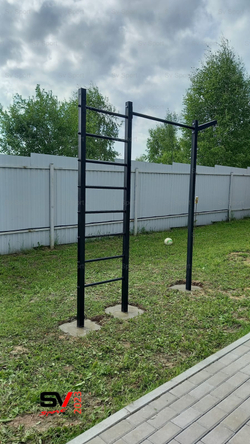 Монтаж уличной шведской стенки Sv Sport (3 вертикальных столба)