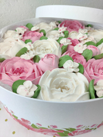 Коробка "Пионы" 30 см