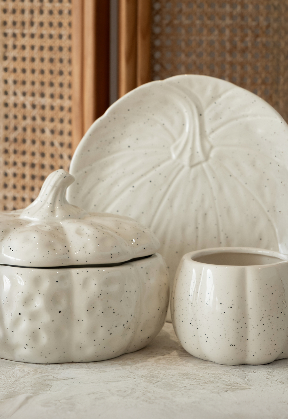 Блюдо 22см Anna Lafarg Light pumpkin Тыква белая в крапинку