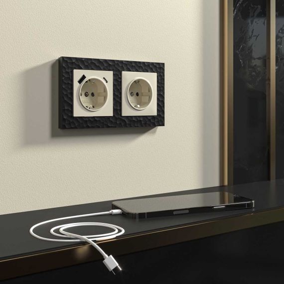 Розетка с заземлением и шторками Werkel слоновая кость W1171103 4690389155758