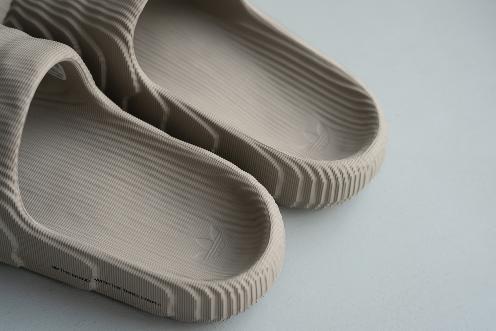 Adidas Originals Adilette Slides 22 in Light Brown