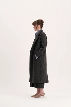 Серое пальто из кашемира
