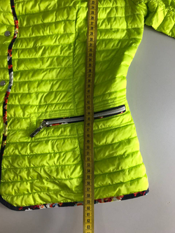 Куртка SnowImage яркого цвета, маркировка XXL, визуально на 52 размер