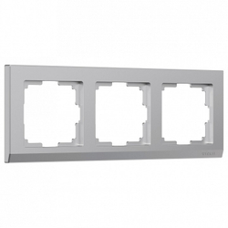 Рамка на 3 поста Werkel W0031806