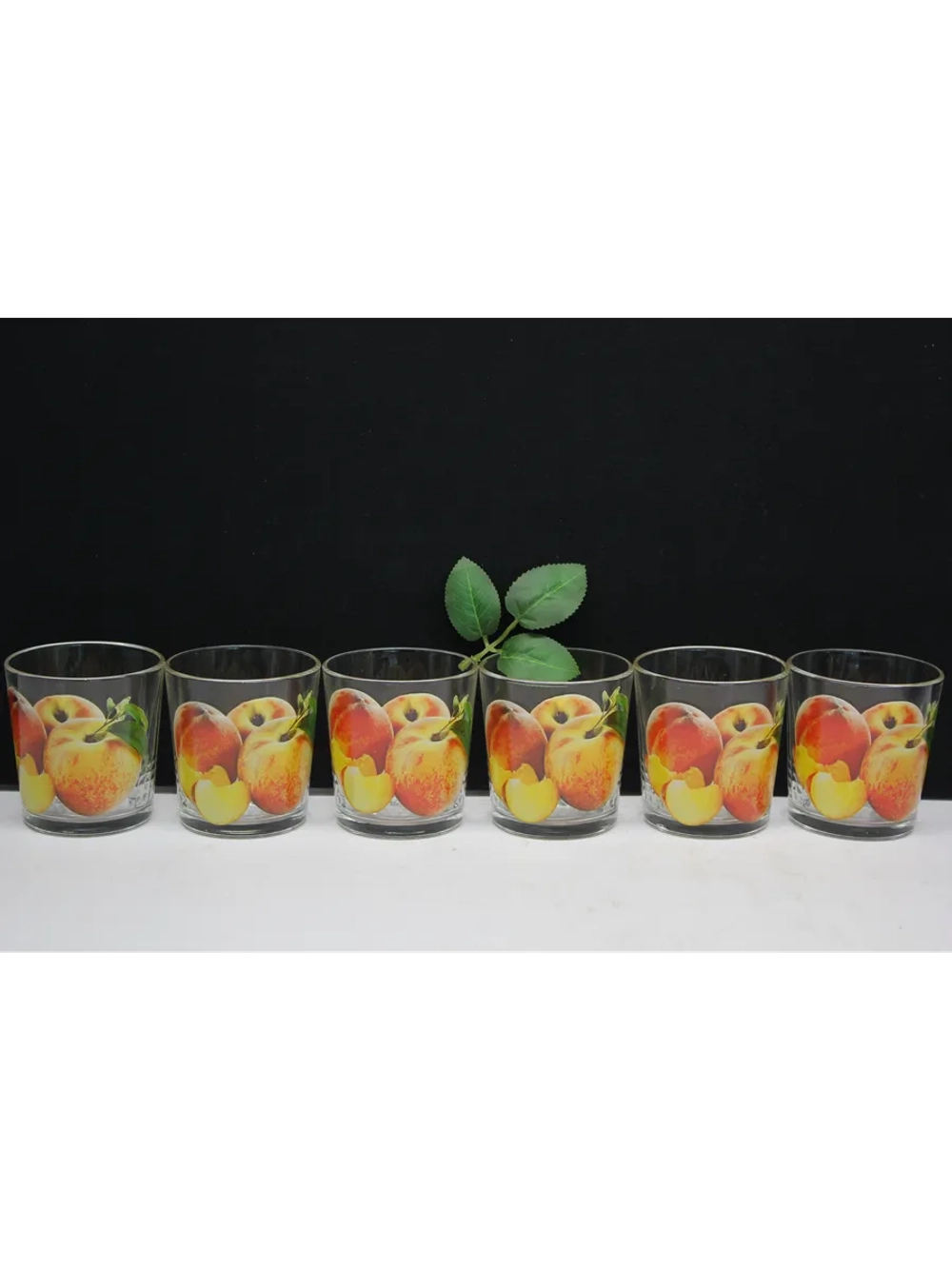 Стакан для напитков сока и воды