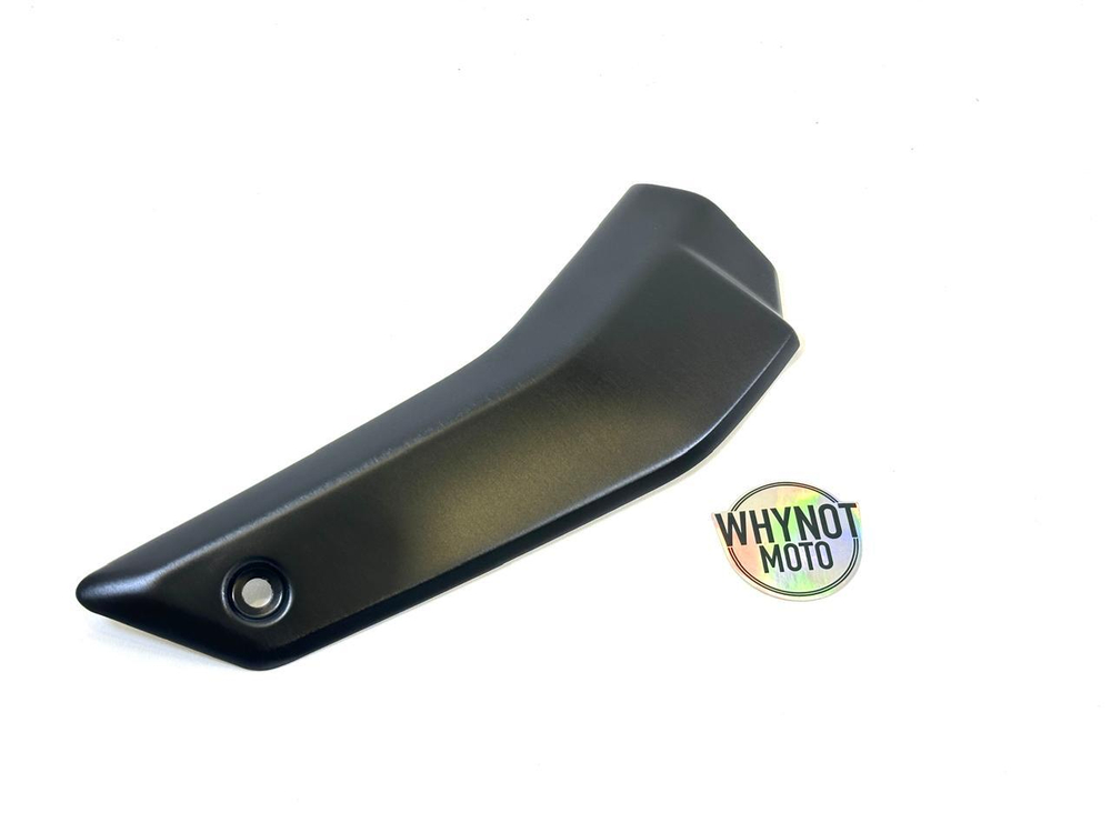 Ducati Накладка радиатора нижняя левая Streetfighter V4 4801A721BB