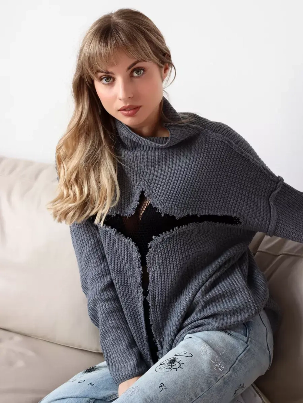 Свитер сетка с горлом