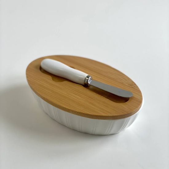 Маслёнка "Сканди" фарфоровая с ножом, 16,5×10,5 см, цвет белый