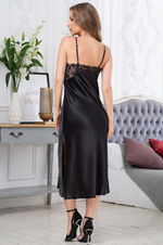 Длинная сорочка с пикантным разрезом Edita