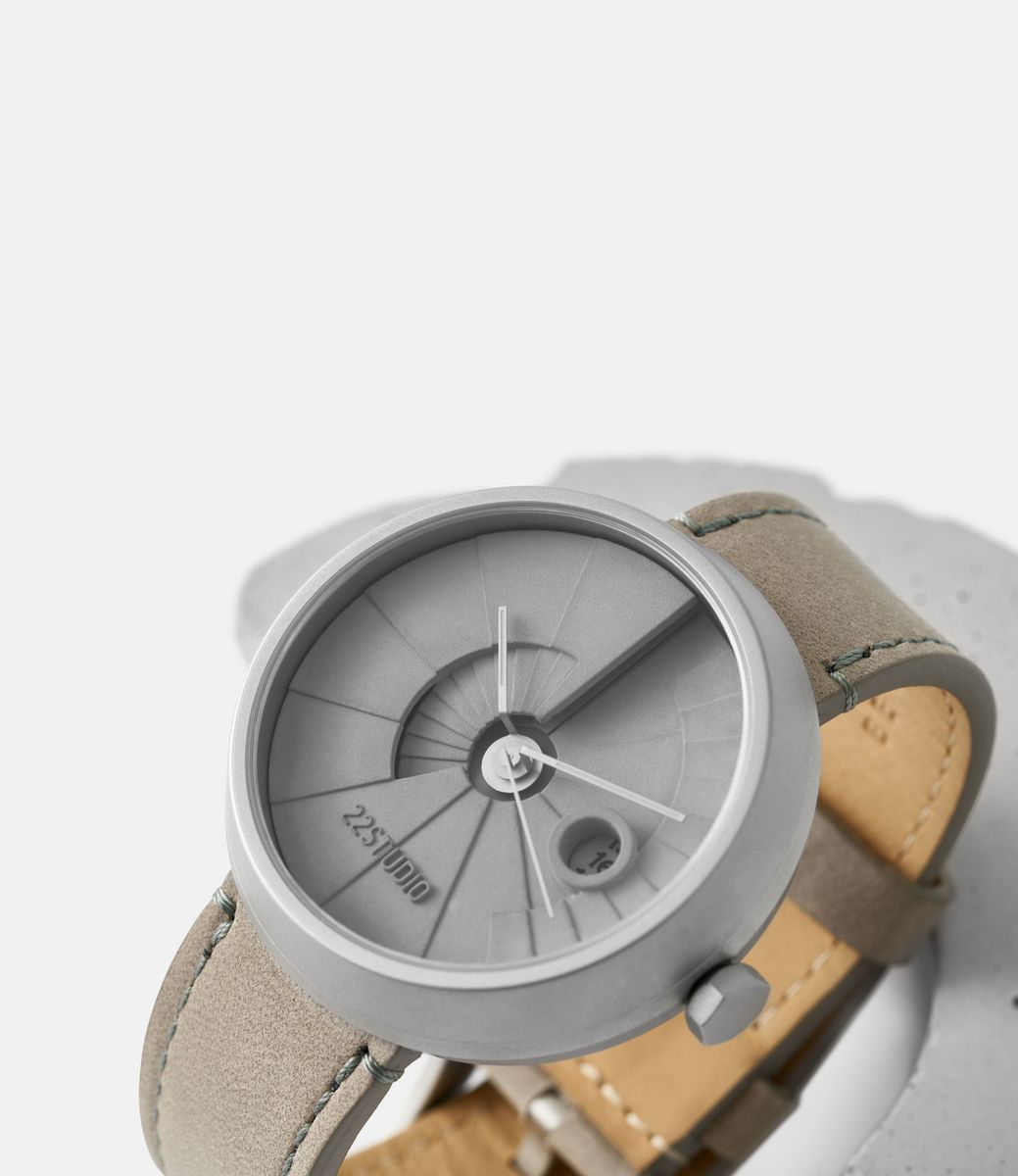 22 Studio 4D Decade Edition Grey — часы с циферблатом из бетона (44 мм)