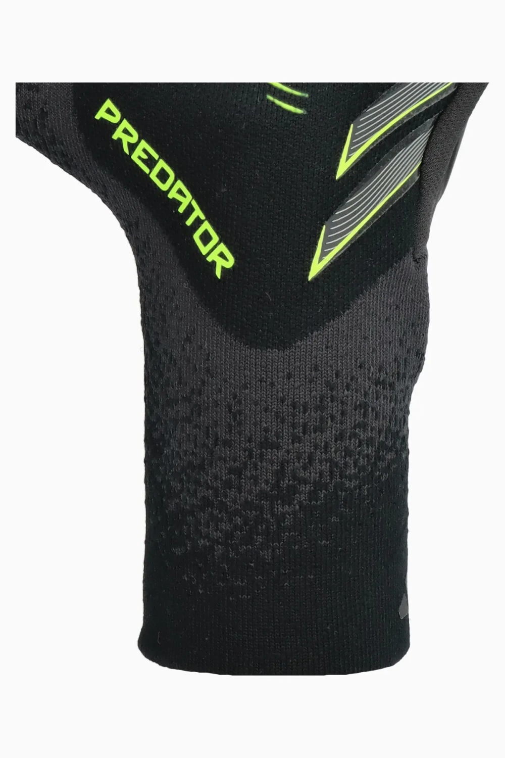 Вратарские перчатки adidas Predator Pro - черный