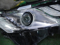 Битая Фара правая Toyota Camry xv70 (2017-2021) LED