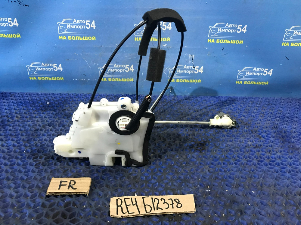 Замок двери передней правой Honda CR-V 2006-20011