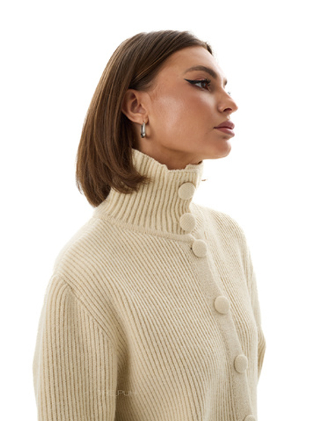 Бежевый кардиган в рубчик на пуговицах