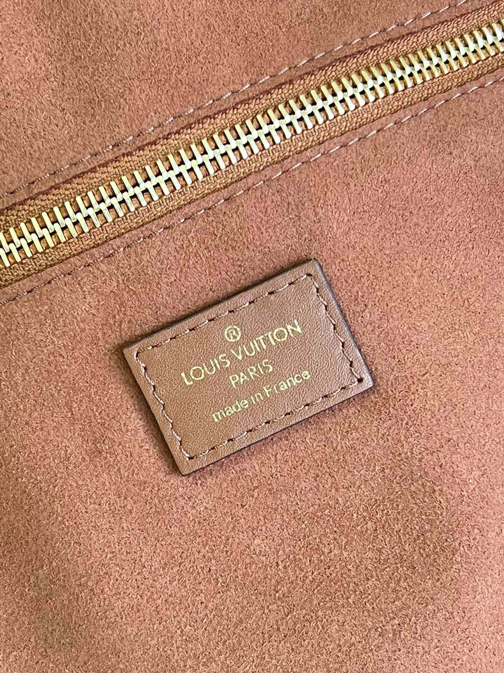 Louis Vuitton Saint Jacques