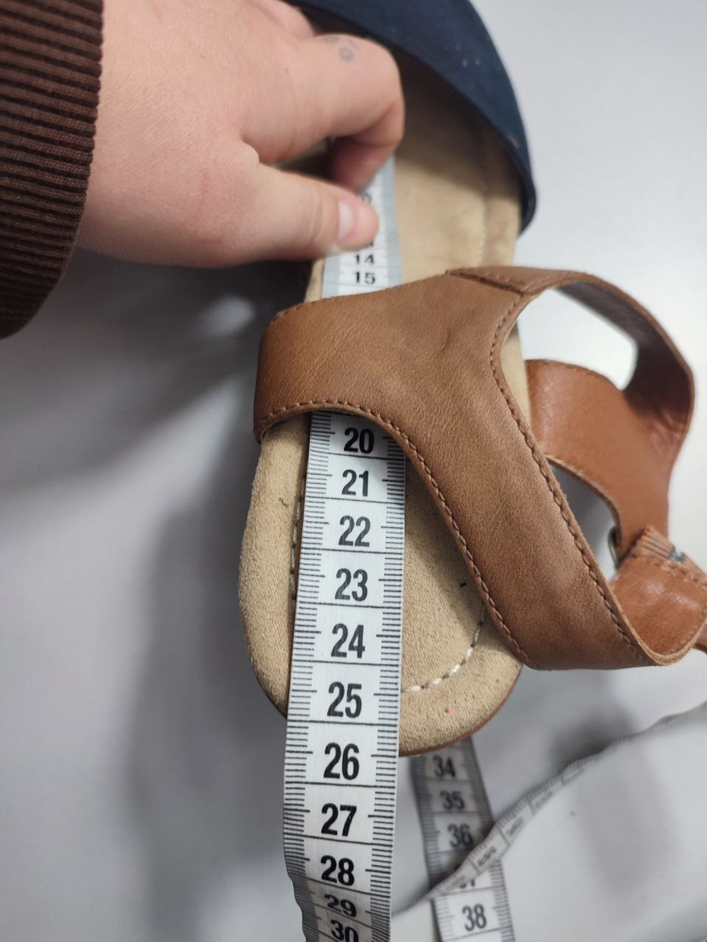 Босоножки Pesaro стильные 40 размер