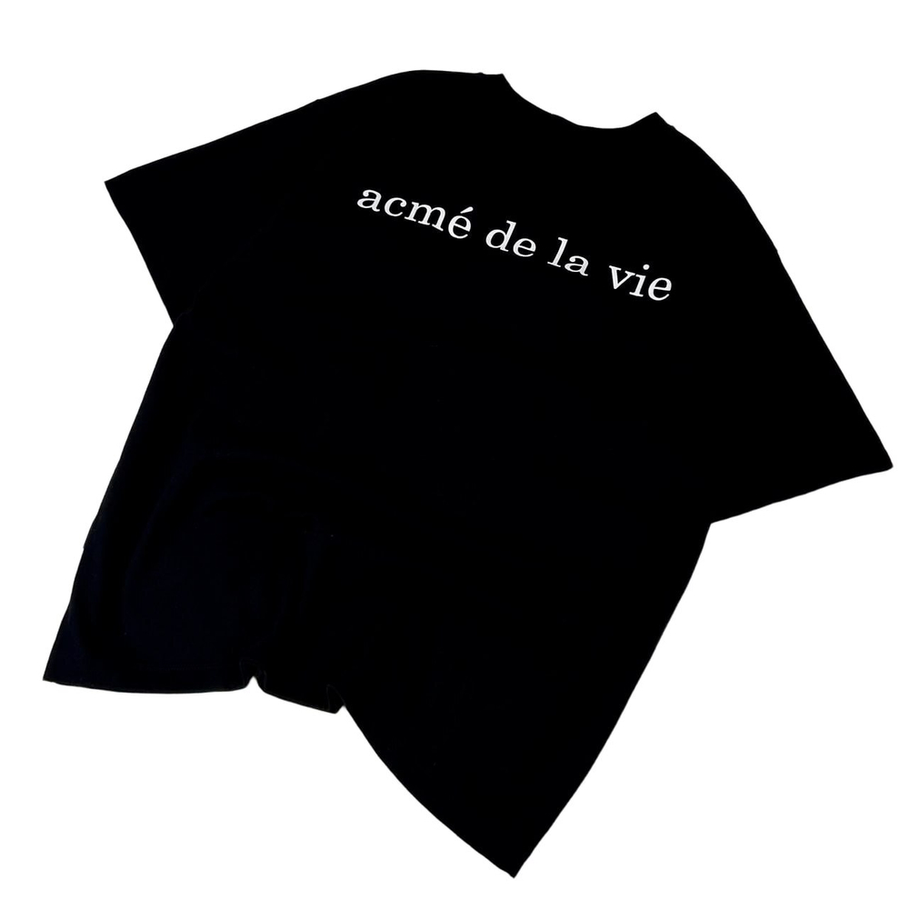 Футболка Acme de la vie