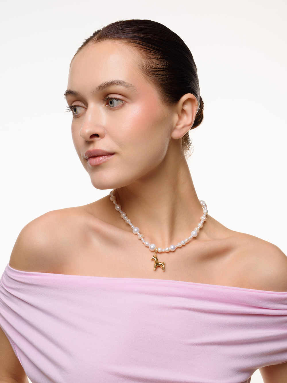 Колье "Horse Folk Pearl" Gold