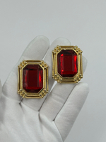 Клипсы с красными вставками