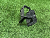 Крышка форсунки левая Audi Q5 1 8R (2012-2017)