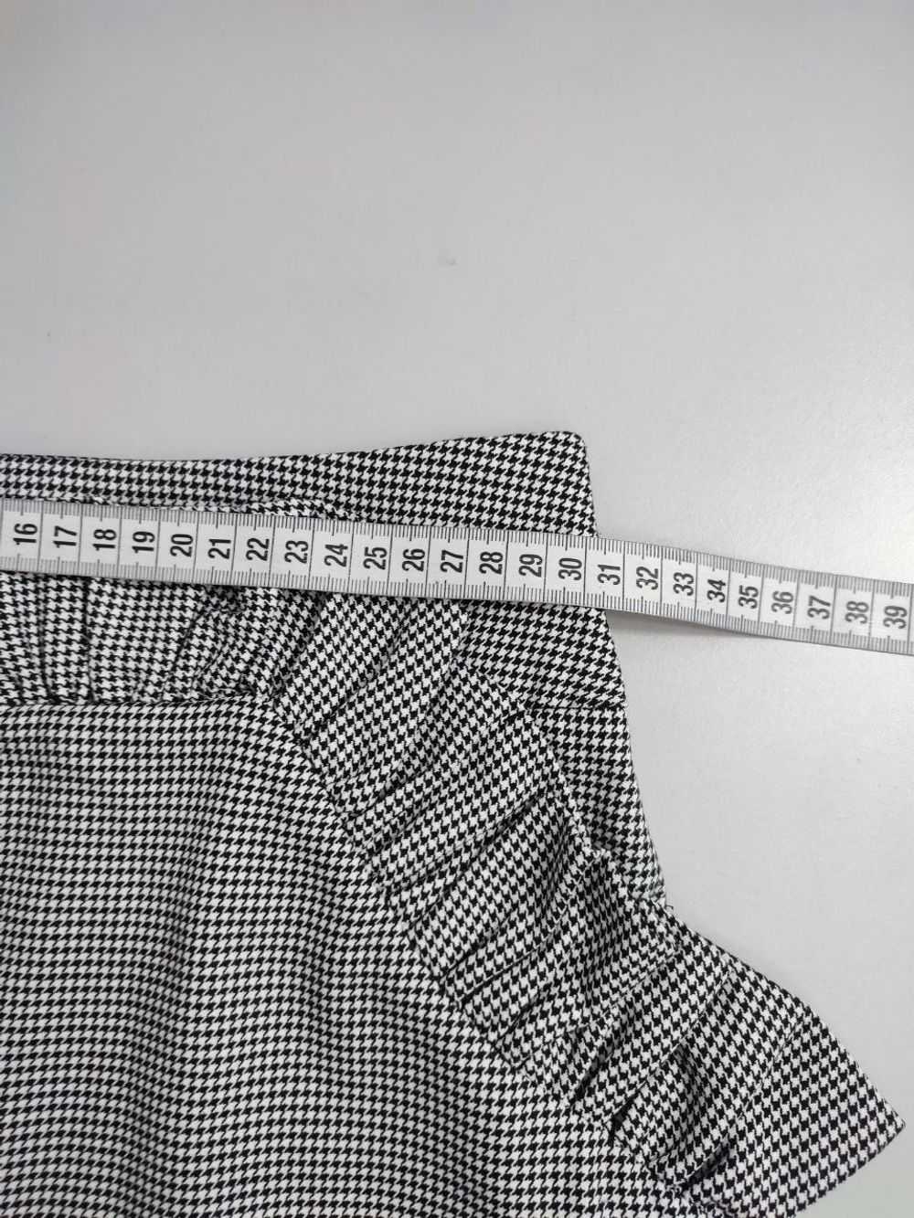 Юбка H&M оригинальная 38 размер