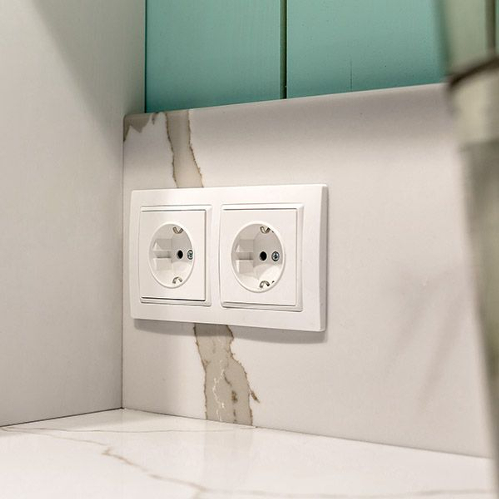 Рамка на 2 поста Snabb basic (белый)