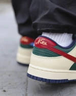 Кроссовки Nike Dunk Low «From Nike, To You»