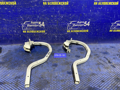 Петля багажника NISSAN SUNNY 2000
