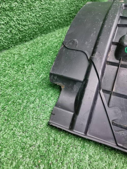 Подкрылок передний левый Ford Cargo (2011-н.в.)