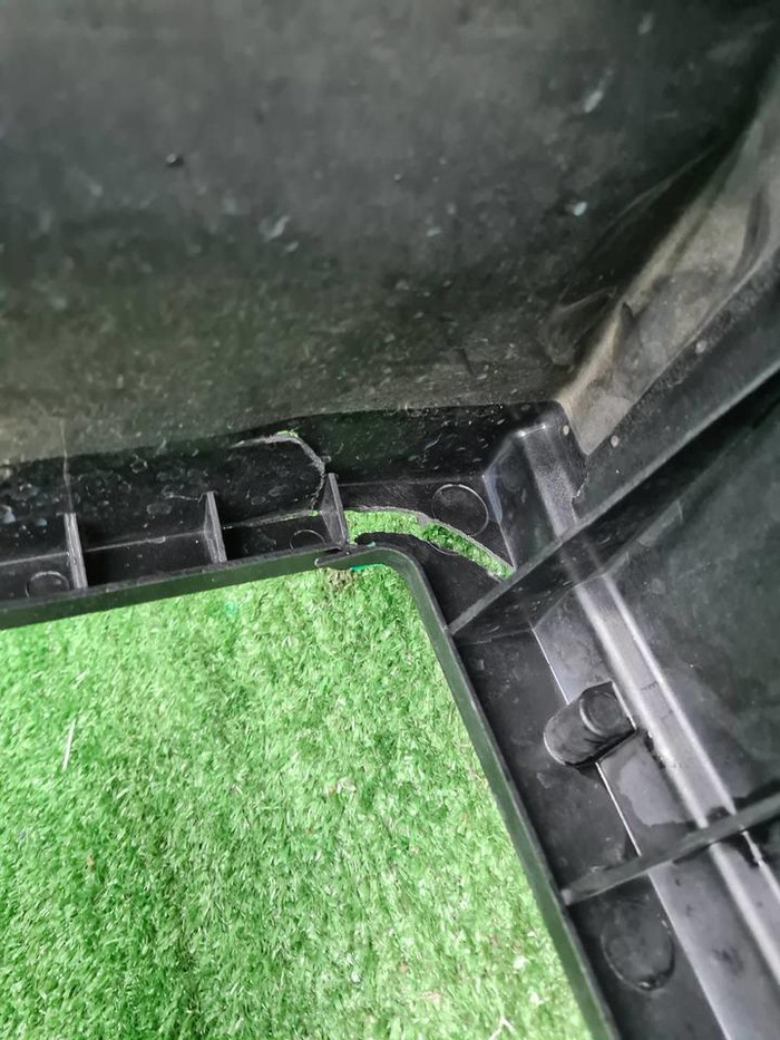 Воздуховод радиатора Zeekr 001 (2021-н.в.)