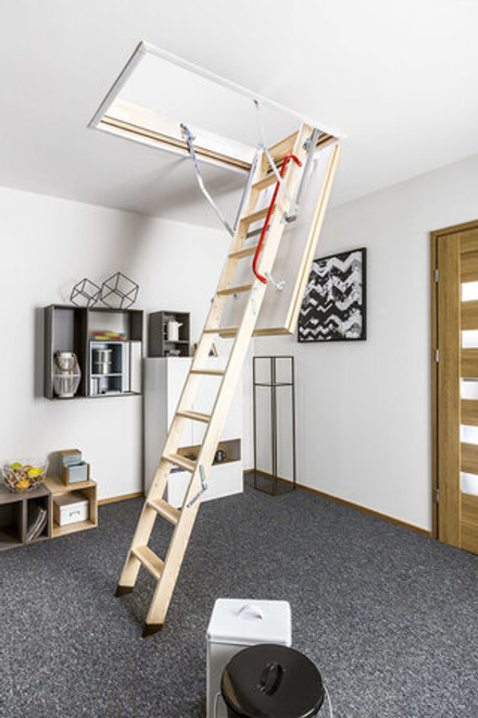 Монтаж чердачной лестницы