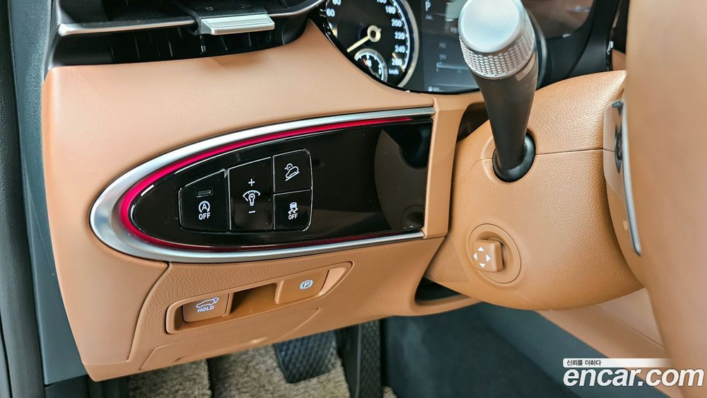 Genesis GV70 2.5T Бензин AWD (07.2021)