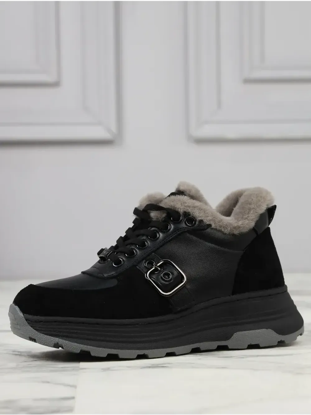 Кроссовки зимние