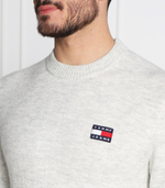 свитер badge Tommy Jeans - серый(DM0DM15065)