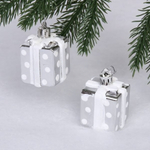 Елочные игрушки "Подарочки в горошек" 3,5см 2шт. Серебро
