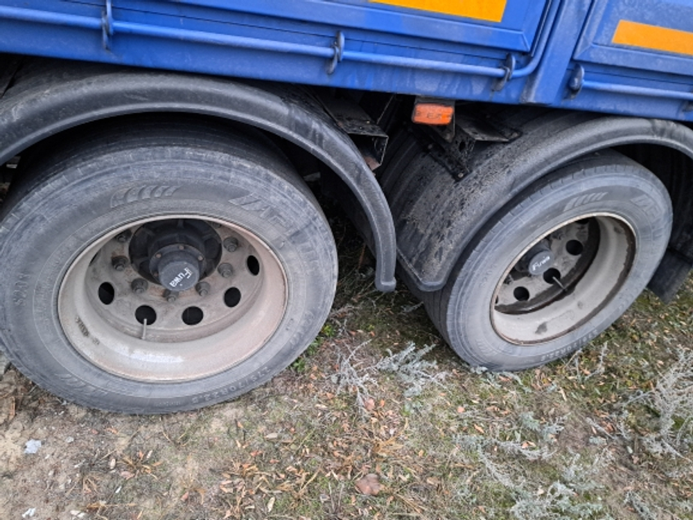 Туймазинский завод автобетоновозов 5893* Прицеп зерновоз 589315
