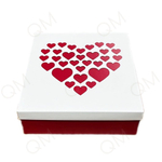 Коробка для зефира, тортов и пирожных бело-красная с сердечками 200*200*70 мм, 25шт