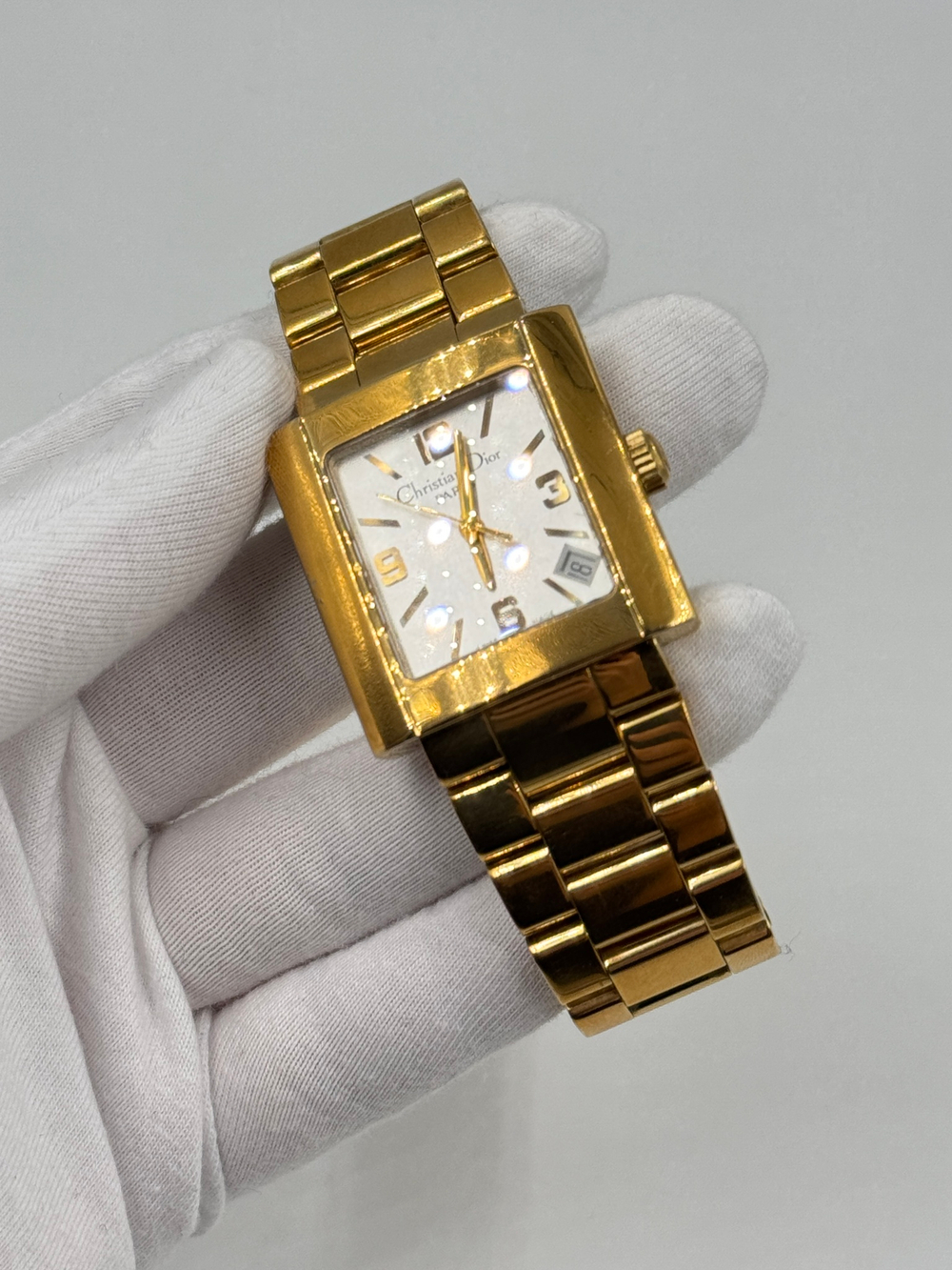 Массивные часы Christian Dior