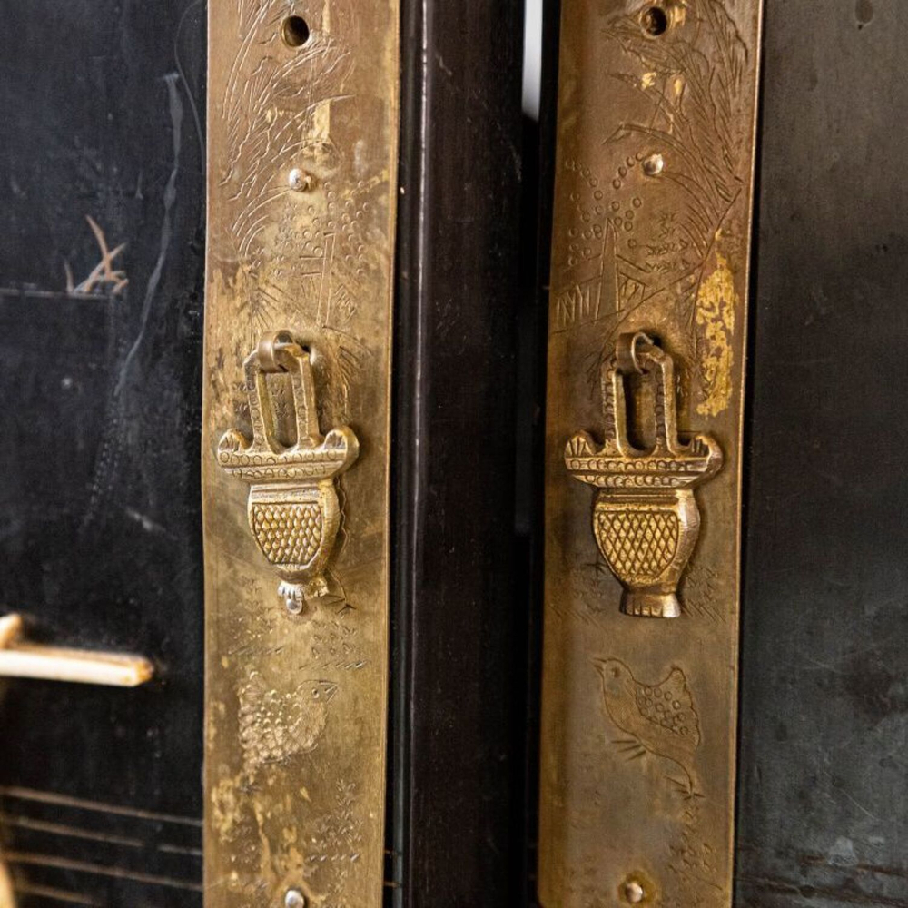 Комод в стиле шинуазри