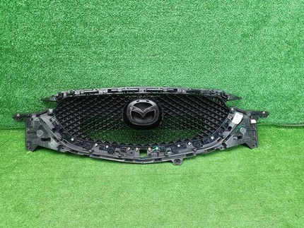 Решетка радиатора Mazda CX-5 2 (2017-2021)