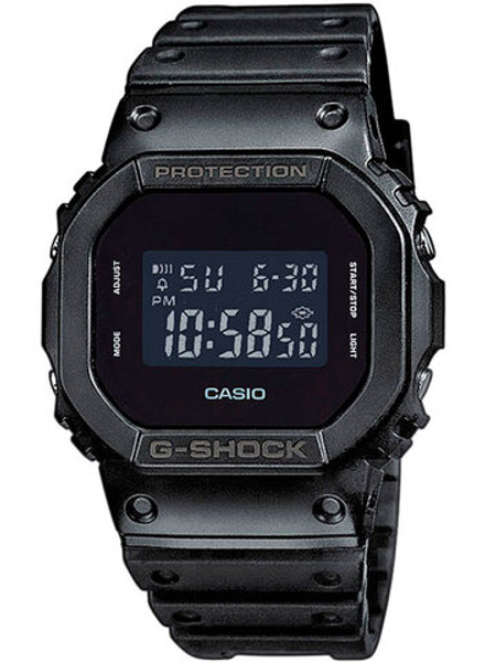 Часы Casio DW-5600BB-1E