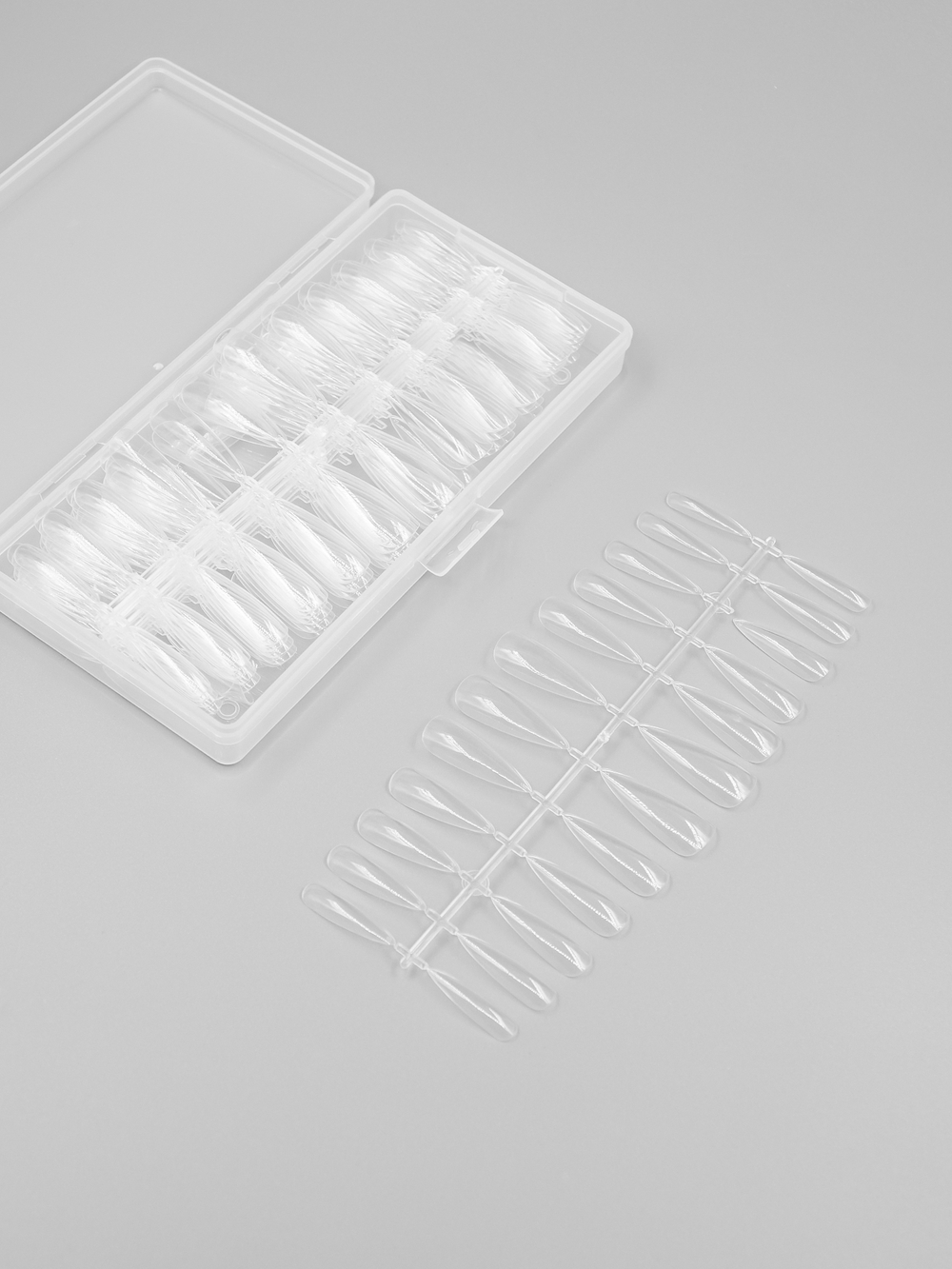 Типсы гелевые для наращивания Стилет (240шт)